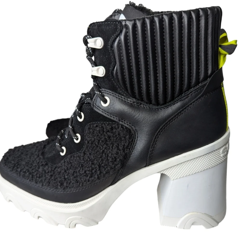 Sorel Women's Brex Heel Cozy Lace Boot...Size 9.5